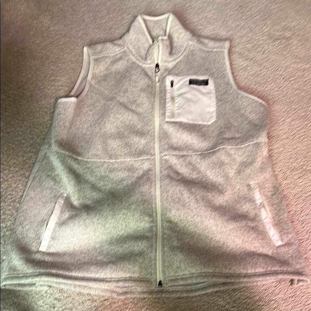 LL Bean Cream Fleece Vest with Zip Pockets, EUC